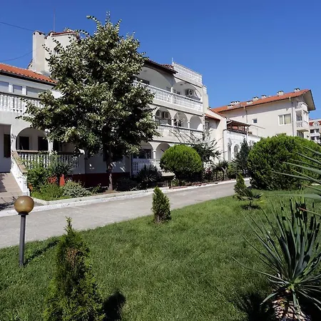 Bravo Apartments-2