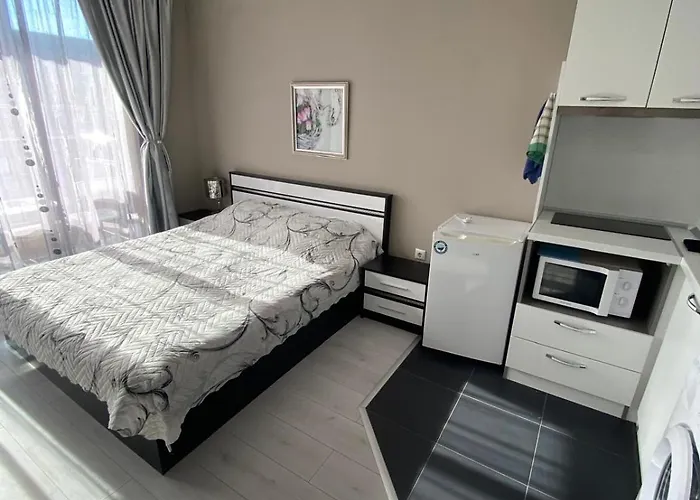 Admiral Plaza Aparthotel Sunny Beach